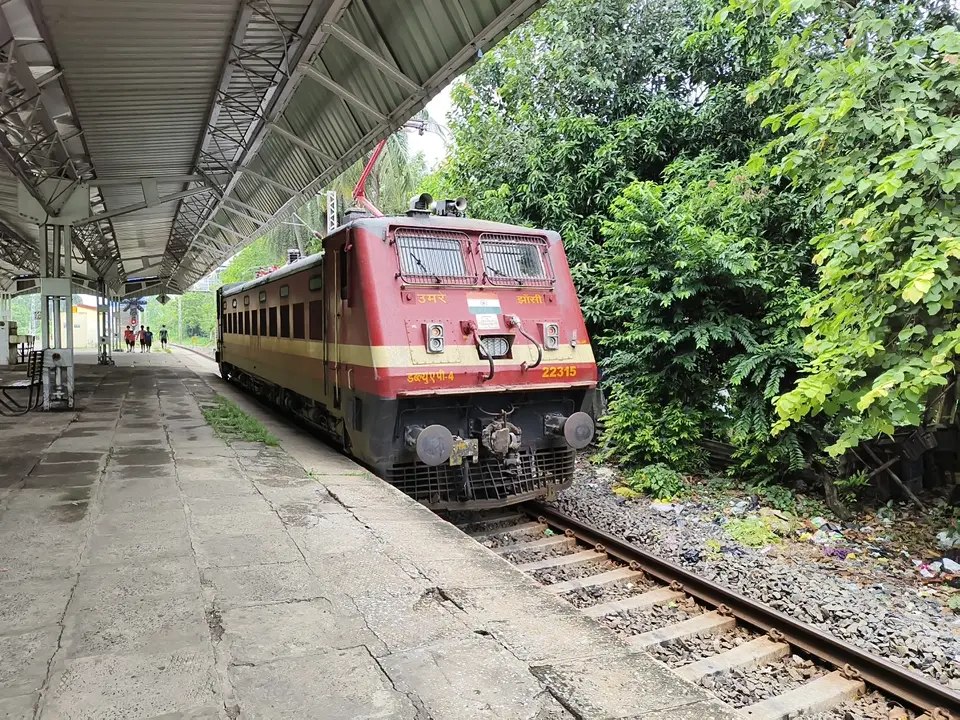 Representative Indian Railways gallery image photo 2