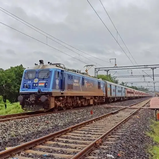 17249 Tirupati - Kakinada Town Express train photo 8