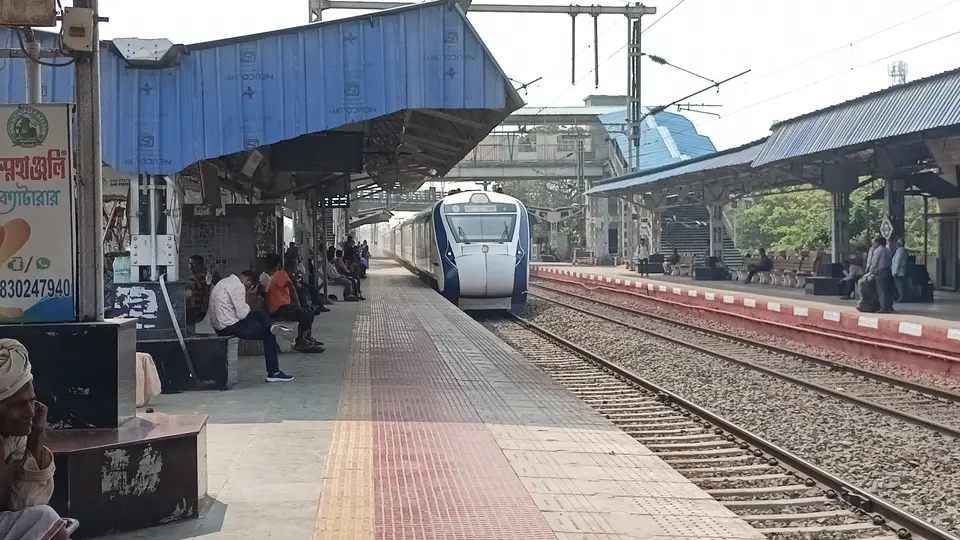 Representative Indian Railways gallery image photo 6