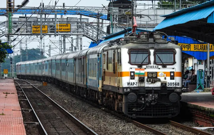 NJP-हावड़ा रूट पर नया शेड्यूल प्रस्तावित;मेंटेनेंस टाइम की किल्लत ने बदली शताब्दी की चाल!