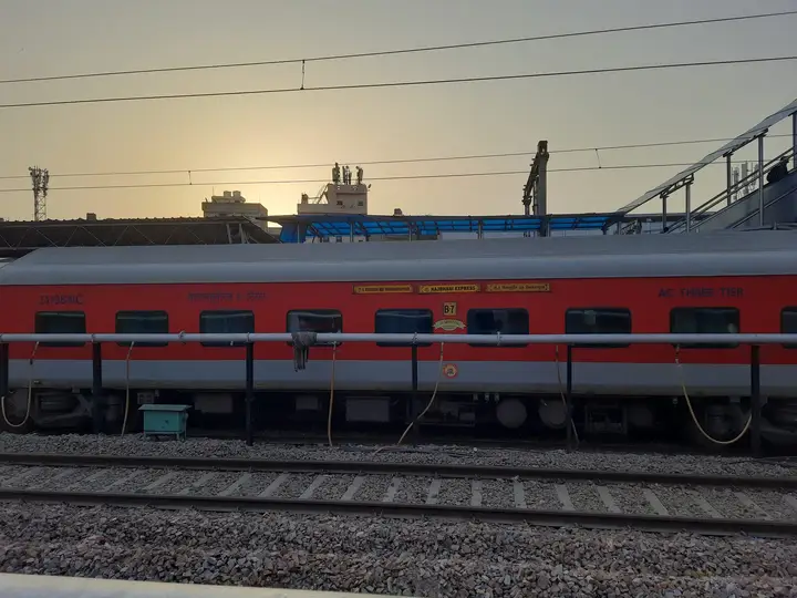43 ट्रेनों के प्लेटफॉर्म बदले, 45 दिन तक रहेगा असर!